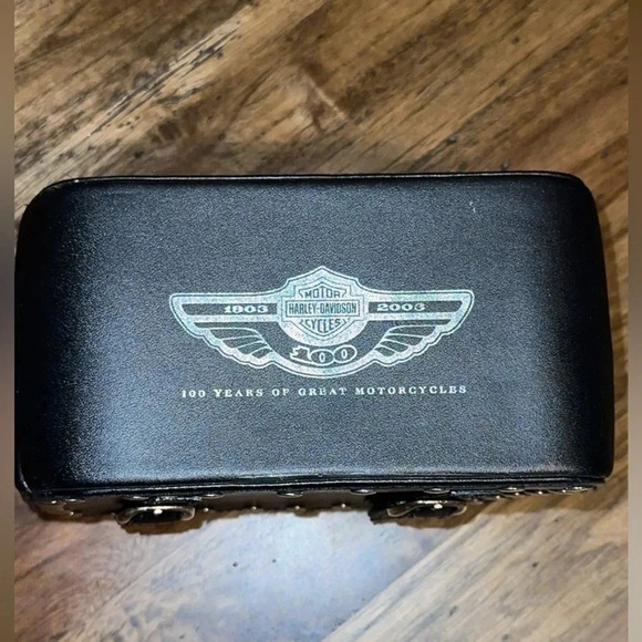 2002 VTG Harley Davidson Black Leather Saddlebag 100th Anniversary - Picture 9 of 9